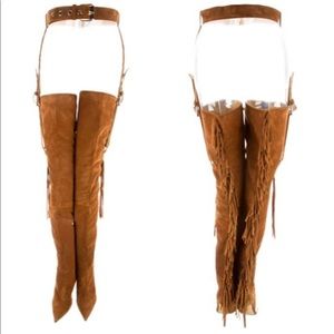 Sold!! @sometimesslowly  Dolce & Gabbana boots